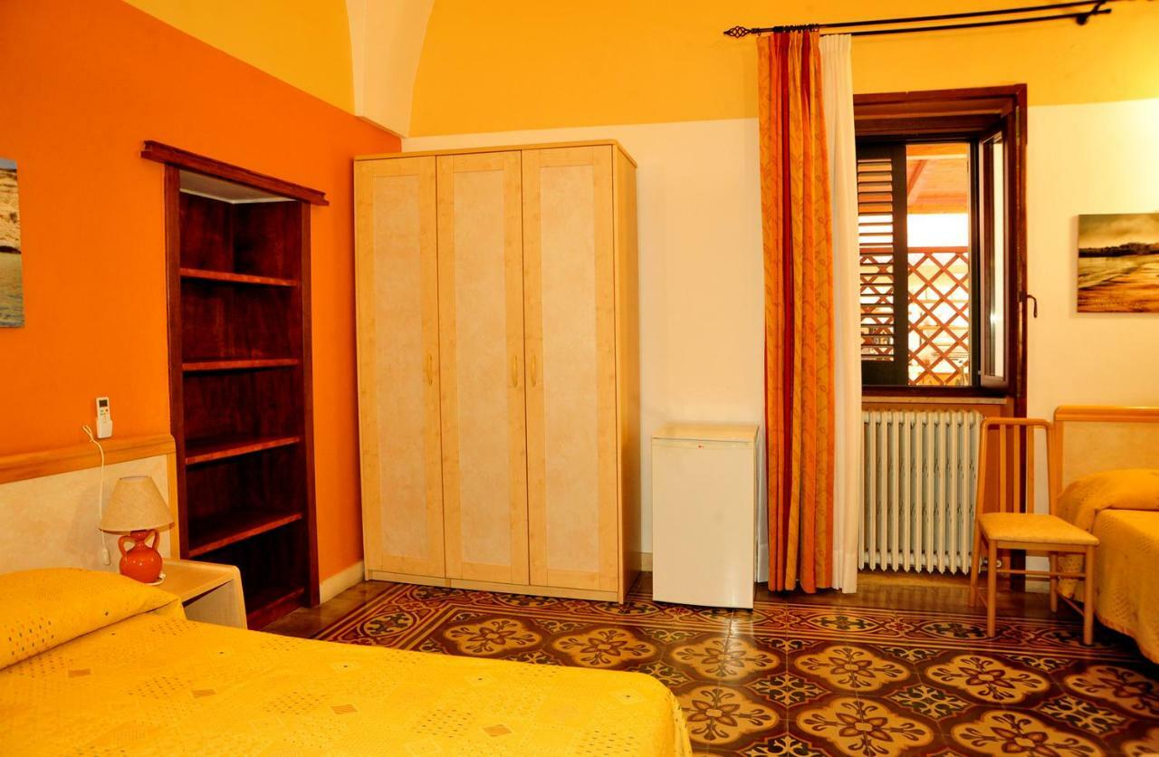 B&B Viaprimaldo Camere Otranto Exterior photo