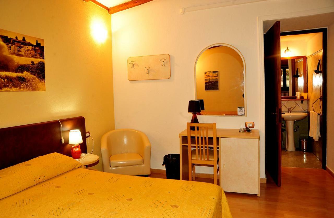 B&B Viaprimaldo Camere Otranto Exterior photo