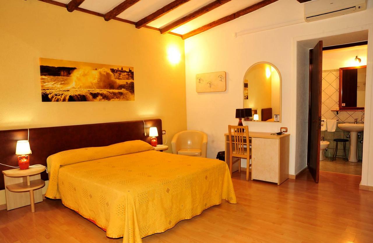B&B Viaprimaldo Camere Otranto Exterior photo