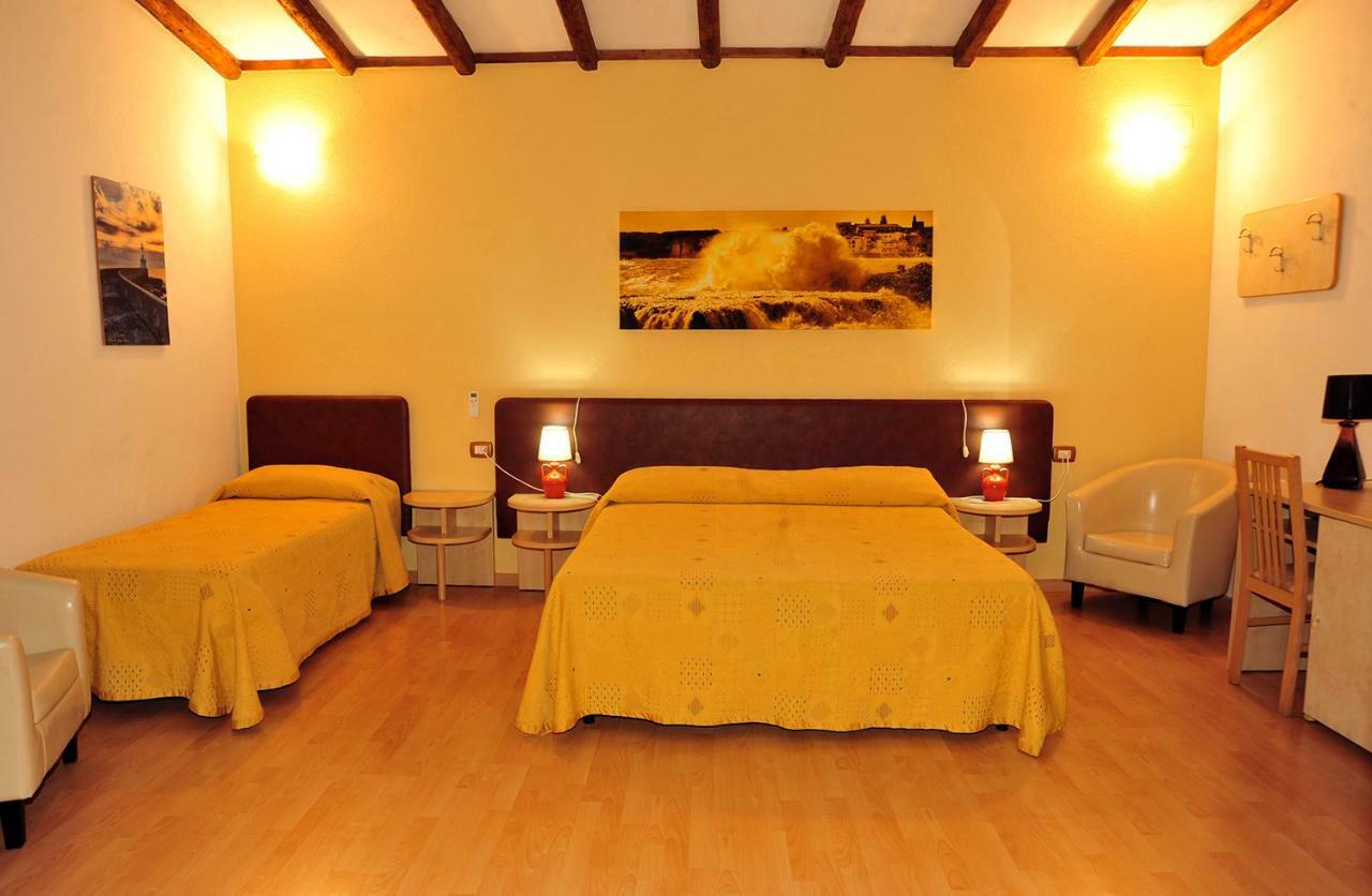 B&B Viaprimaldo Camere Otranto Exterior photo